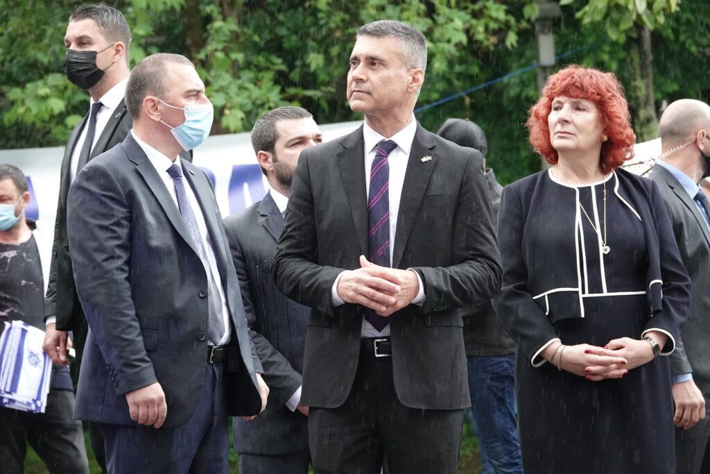 186532448_10221584193366436_8676249071032561972_n