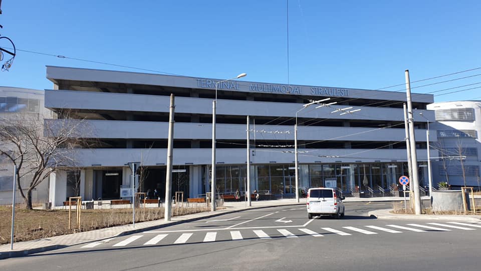 Metrorex introduce abonamentul săptămânal pentru parcarea de la Străulești