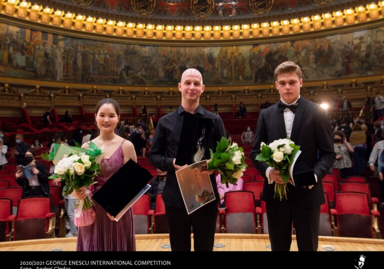 Valentin Șerban din România este marele câștigător al Finalei de Vioară la Concursul Internațional George Enescu