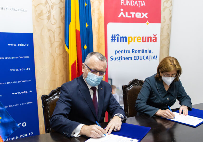 ALTEX a donat școlilor echipamente de protecție ridicată de peste 2 milioane de euro