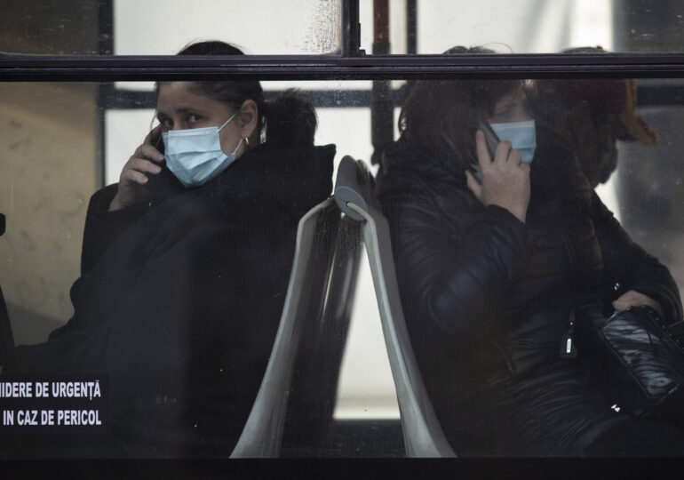 Unde este mai mare riscul să te infectezi cu coronavirus: În avion, tren sau în autobuz?