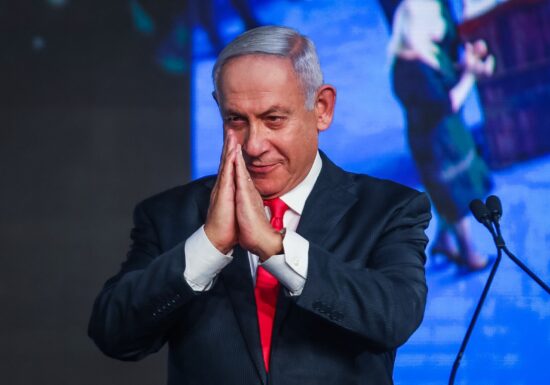 Cum ar putea Netanyahu să-și refacă imaginea și să grăbească înfrângerea Rusiei - <span style="color:#ff0000;font-size:100%;">Interviu video</span>