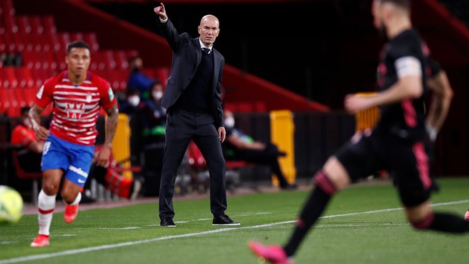 Zidane și-a anunțat jucătorii plecarea sa de la Real Madrid - presă