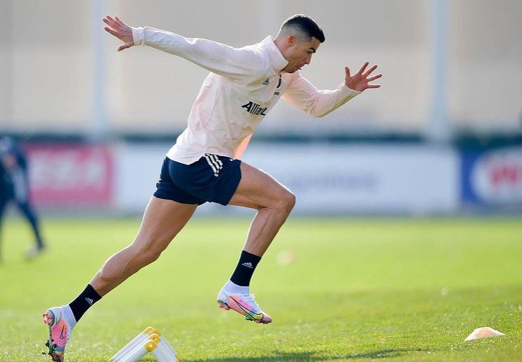 Cristiano Ronaldo schimbă echipa: Mama starului portughez a anunțat unde va juca în sezonul următor