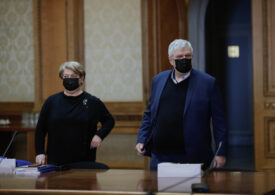Doina Gradea a fost demisă de la șefia TVR și Georgică Severin de la radioul public. PSD regretă doi ”oameni excepţionali”