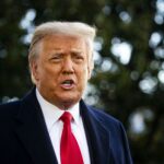 Trump avea un asistent care-i punea muzică pentru a-i calma accesele de furie.  O fostă purtătoare de cuvânt face dezvăluiri despre orgoliul său nemăsurat