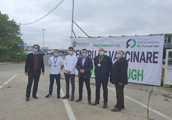 Un nou centru de vaccinare drive thru se deschide în București