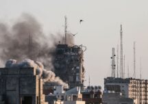 Militanţii Hamas au lansat zeci de rachete spre Israel, după ce atacurile aeriene au ucis comandanţi ai grupării