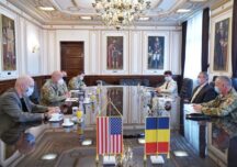 Ministrul Ciucă a discutat cu şeful Comandamentului Forţelor pentru Operaţii Speciale ale SUA în Europa despre securitatea la Marea Neagră și retragerea din Afganistan