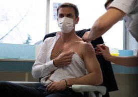 Ministrul francez al Sănătăţii a fost vaccinat cu Moderna la rapel, deși prima doză primită a fost de AstraZeneca