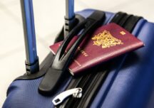 Unde poți să călătorești vara asta: Tulpina Delta readuce restricțiile în mai multe țări preferate de români ca destinații de vacanță