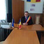 USR PLUS vrea să le interzică celor care abuzează de copii să mai candideze la alegeri, după ce un condamnat pentru pornografie infantilă a fost reales primar