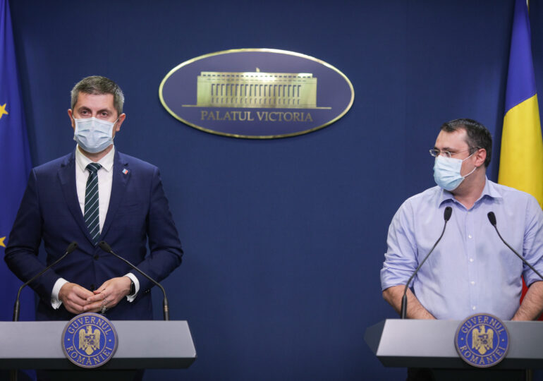 Barna și Orban anunță că îl susțin pe ministrul Ghinea, vizat azi de moțiune: Vedem doar o disperare a PSD că România se va dezvolta