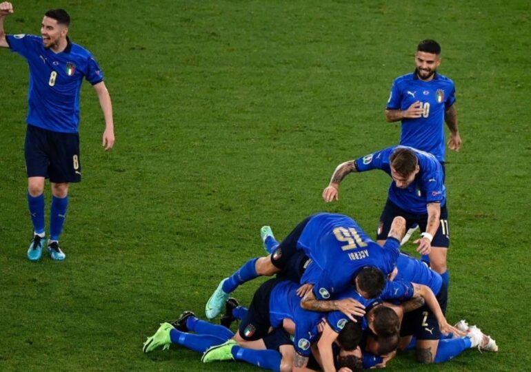 EURO 2020: Italia învinge Elveția și se califică în optimi