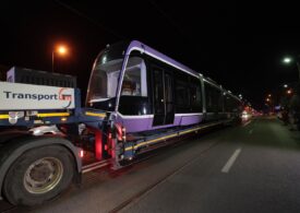 Ce spun turcii de la Bozankaya, după ce primul lor tramvai trimis la Timișoara a luat foc în centrul orașului