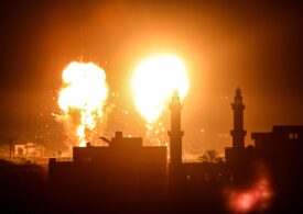 Israelul bombardează iar Gaza, ca represalii la tirurile cu baloane incendiare (Video)