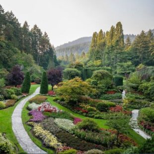 O altfel de vacanță: Fă un tur al celor mai frumoase grădini din lume! (Galerie foto)