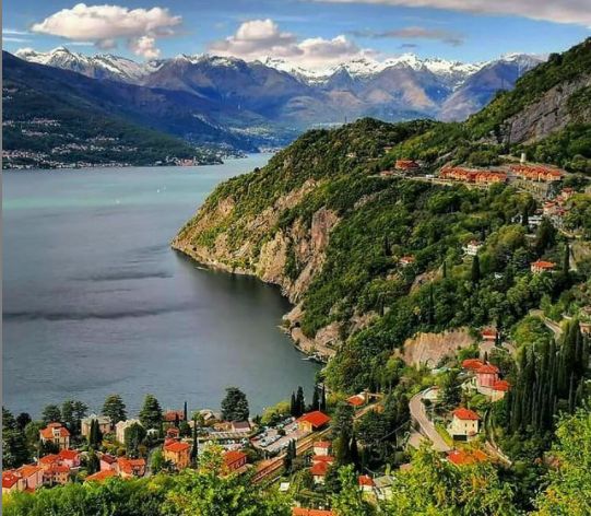 Cele mai spectaculoase lacuri din lume. Un itinerariu de vacanță altfel (Galerie foto)