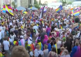 Mii de participanţi la Gay Pride, în Varşovia. Polonia, codașa UE la drepturile LGBTQ