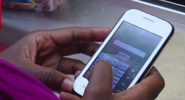 UE vrea să introducă portofelul digital. Vom putea stoca pe el mai multe documente oficiale