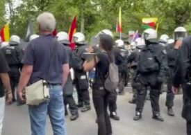 Poliţia a agresat jurnalişti, în timpul unui protest la Dusseldorf (Video)