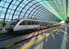 Drulă se bucură că trenul de Otopeni duce în medie 1.000 pasageri pe zi