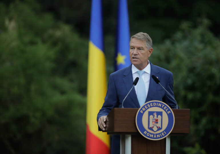 Iohannis: România trebuie să fie pregătită pentru valul patru al pandemiei. Îi îndemn pe toţi să se vaccineze