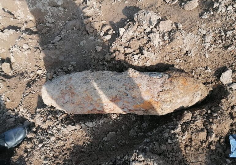 Bombă de 70 kg, găsită pe șantierul autostrăzii Sibiu-Pitești, la intrare în Boița