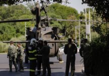 Mărturia poliţiştilor de la Rutieră care au văzut cum vine elicopterul american spre Piaţa Charles de Gaulle şi glumele lui Godină