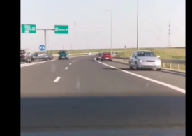 Șoferi surprinși în timp ce întorceau pe A2 şi circulau pe contrasens. Polițiștii fac anchetă (Video)