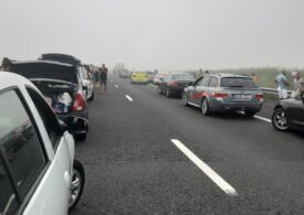 Accident cu 52 de maşini pe Autostrada Soarelui. 22 persoane au fost rănite (Foto)