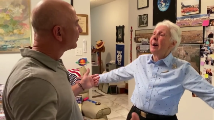 O femeie de 82 de ani îl va însoți pe Jeff Bezos în spațiu