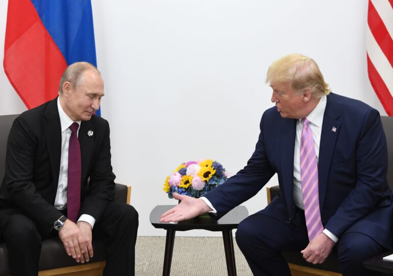 Putin a autorizat o operaţiune secretă de susţinere a lui Trump: E impulsiv, instabil mintal, o victorie a sa va destabiliza SUA