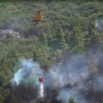 Patru sate, evacuate în Peloponez (Grecia) din cauza unui incendiu major de pădure: Spitalele sunt în alertă