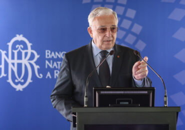 BNR majorează prognoza de inflație. Canicula, seceta și criza din energie au înrăutățit estimările