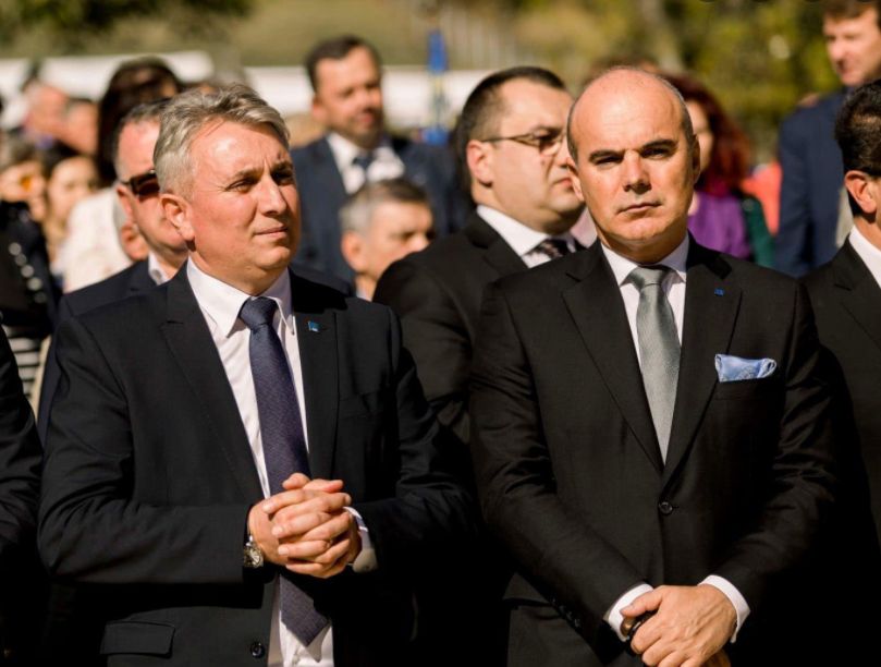 Primele reacții după amenințarea cu excluderea din PNL: Gorghiu acuză o decizie abuzivă, Rareș Bogdan spune că partidul devine „sluga USR”
