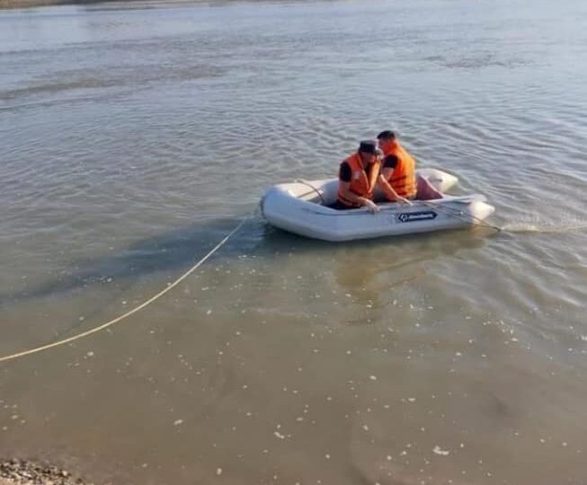 Tragedie la Bacău: 5 copii au intrat în Siret la scăldat și s-au înecat