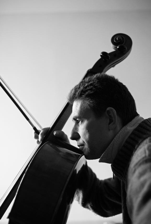 Andrei-Kivu-violoncelist