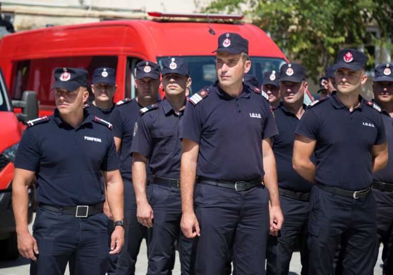 Pompierii români intervin în regiunea greacă Attica