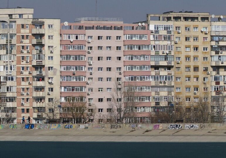 România rămâne ţara cu cei mai mulți proprietari din UE, dar cu cele mai mici locuințe