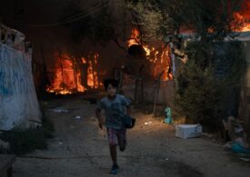 Grecia e în flăcări după cele mai mari temperaturi din istorie. Noi incendii au izbucnit în suburbiile Atenei și sunt temeri de o pană de curent națională (Video)