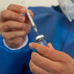 Letonia declară stare de urgență: Fără vaccin nu ai voie în magazine, angajații de la stat – obligați să se vaccineze