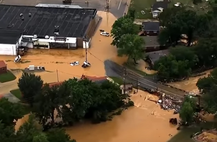 Inundații catastrofale în Tennessee: Peste 20 de morți, mulți copii sunt dispăruți (Video)