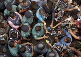 Scandalul Pegasus: Jurnalişti din şapte ţări depun plângere după ce au fost spionați