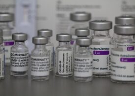Există categorii de pacienți care vor face chiar patru doze de vaccin antiCOVID în România