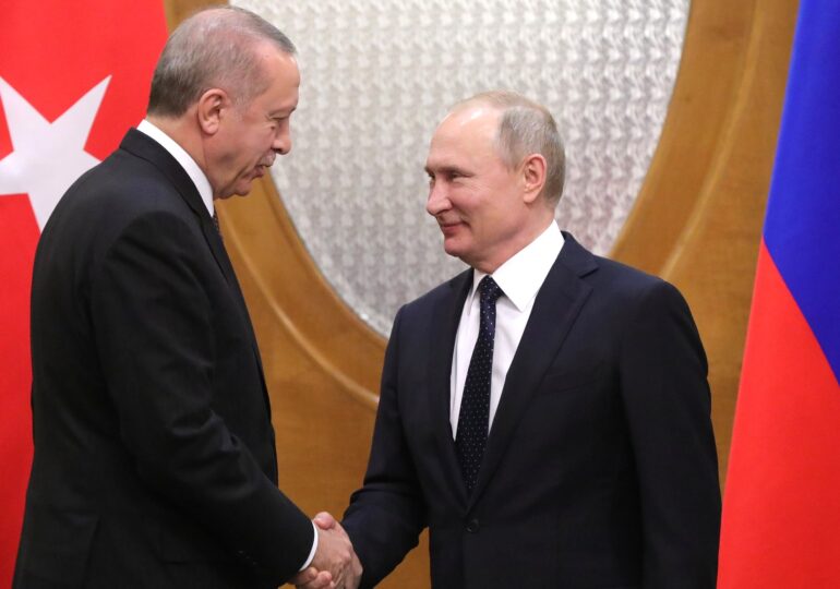 Putin și Erdogan vor să construiască împreună avioane de luptă și submarine