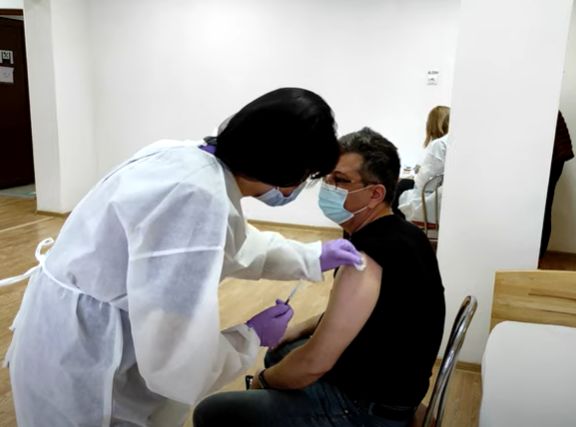 Cheia succesului în Dumbrăvița, localitatea cu cea mai mare rată de vaccinare din România, aproape 50%