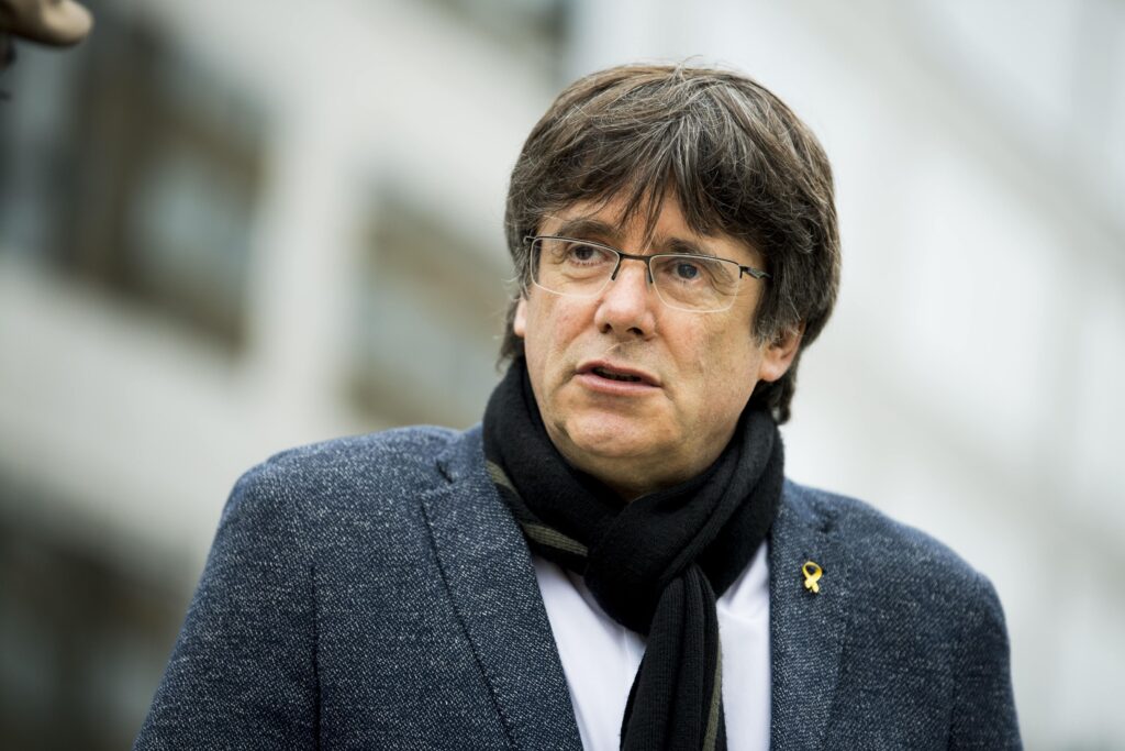 Liderul separatist catalan Carles Puigdemont poate reveni în Spania după aproape un deceniu de exil