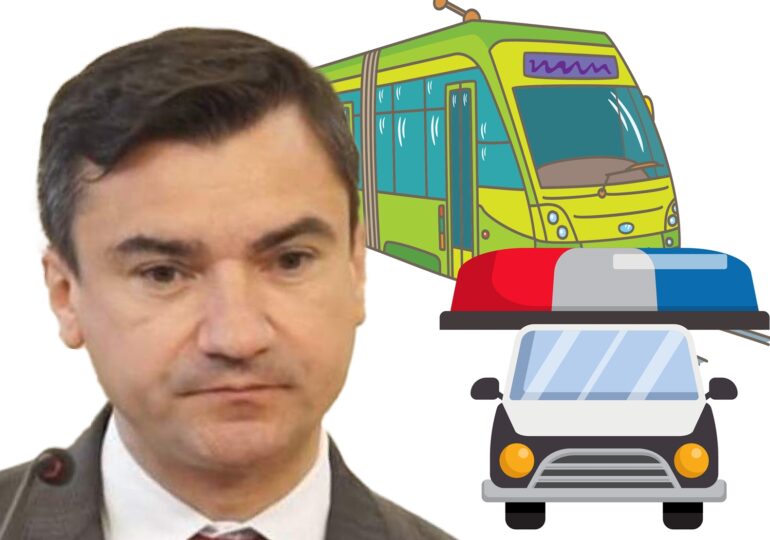 Chirica pune polițiști la intersecțiile din Iași, să poată trece tramvaiul. USR PLUS: Râd şi dictatorii din lumea a treia