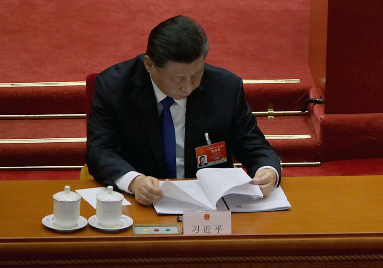 Xi Jinping spune că relaţiile dintre China şi Taiwan sunt ”întunecate”